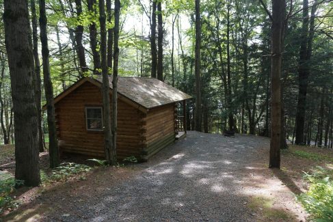 exterior one room cabin no bathroom
