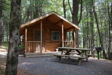 exterior one room cabin no bathroom